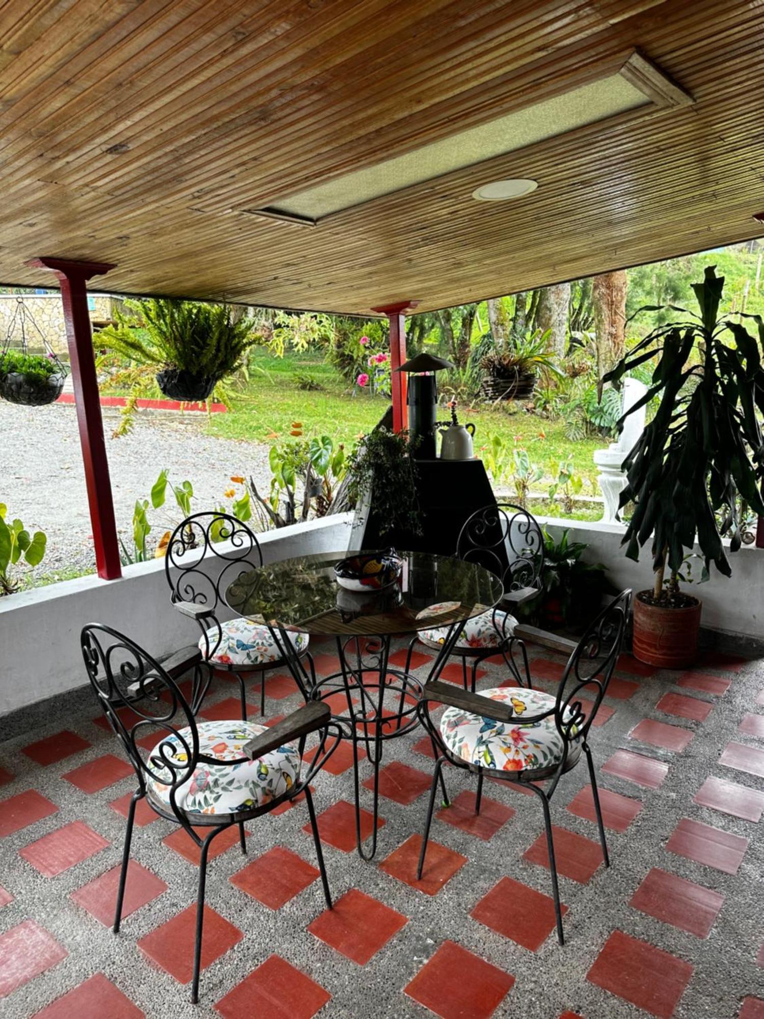 Finca La Toscana Эль-Мансано Экстерьер фото