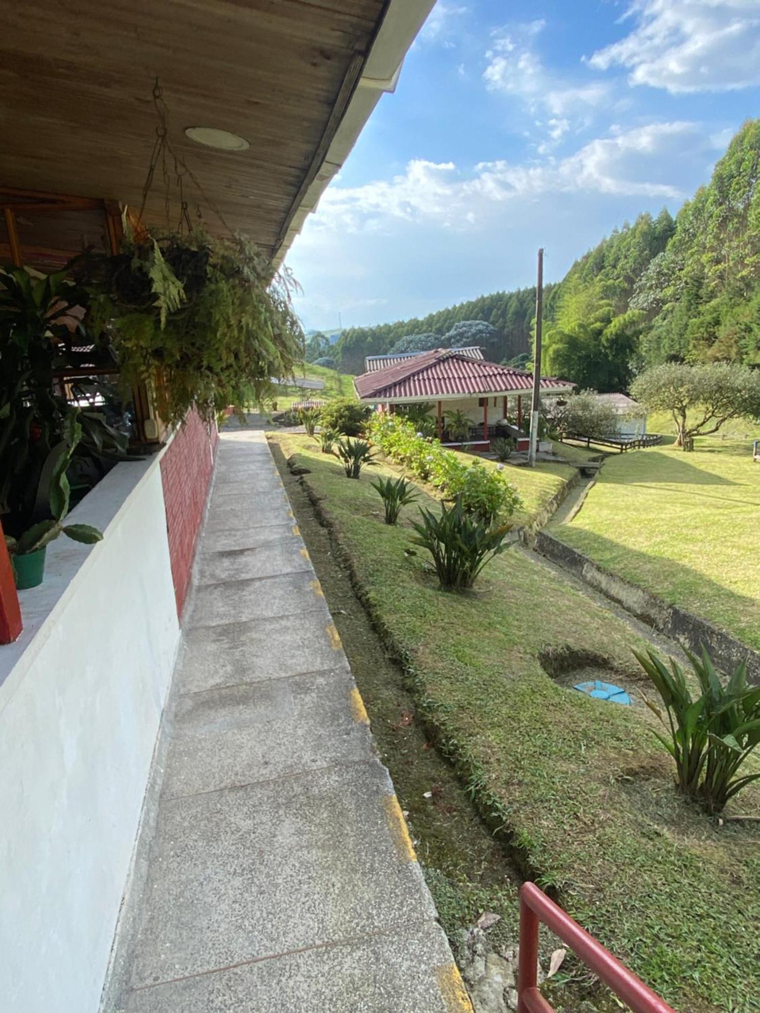 Finca La Toscana Эль-Мансано Экстерьер фото